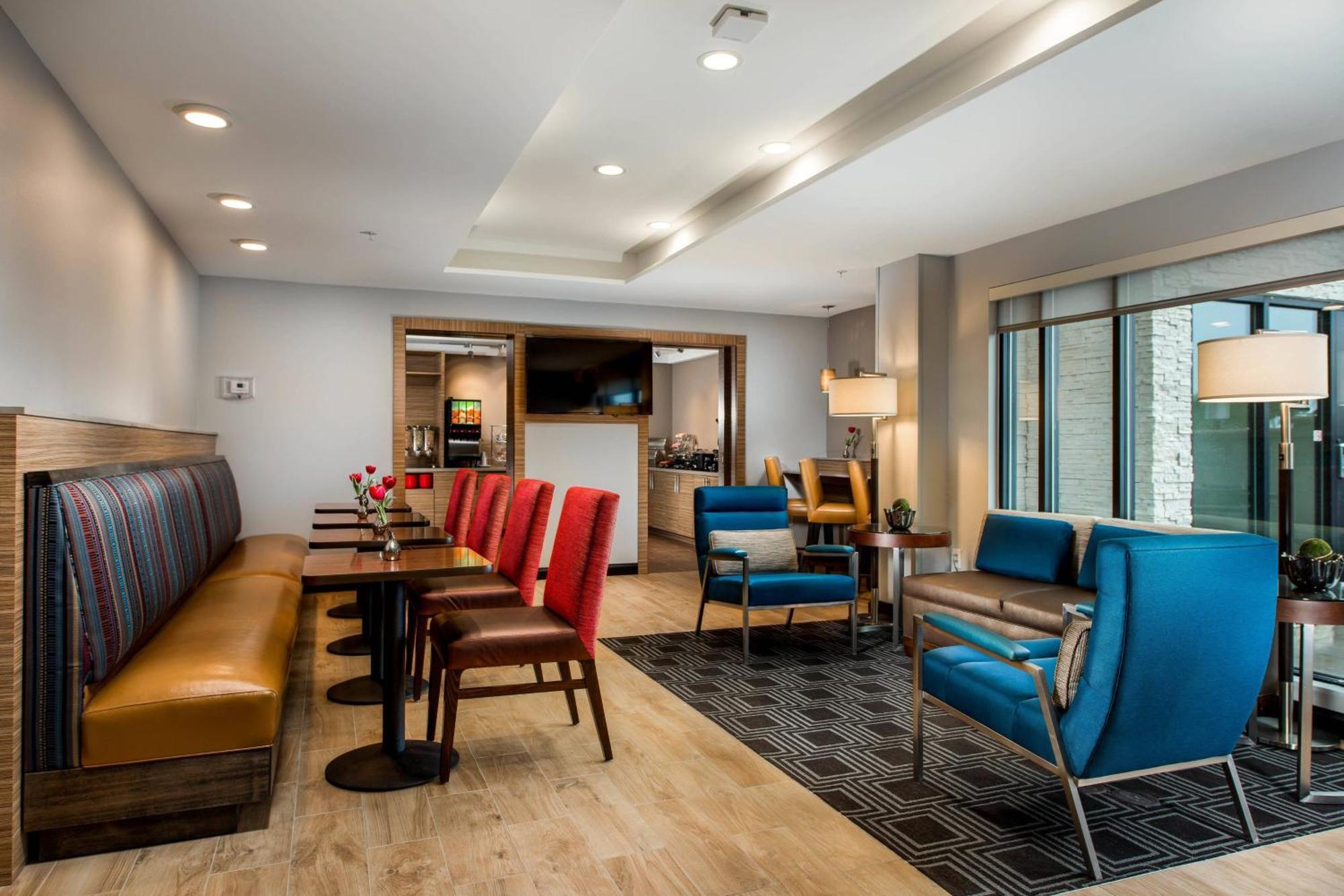 Towneplace Suites By Marriott Waco South Exterior photo